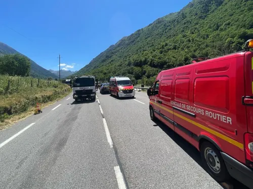 Accident mortel entre deux motos sur la RN20 à...