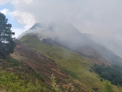 Ariège : les incendies de Seix et d'Auzat toujours sous surveillance