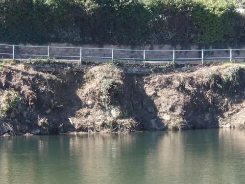 RD618 à Saint-Girons : un mur de soutènement en construction pour...