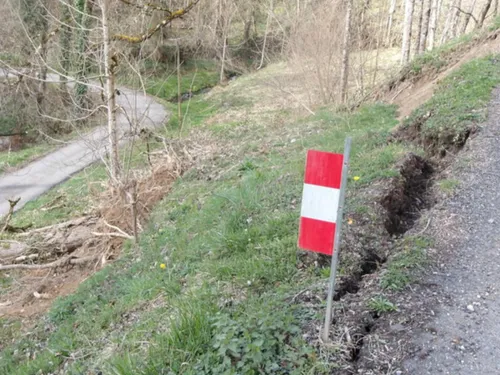 Boussenac : des travaux sur la RD 46 après un important glissement...
