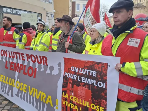 Mobilisation à Saint-Gaudens contre la fermeture de l’usine Fibre...