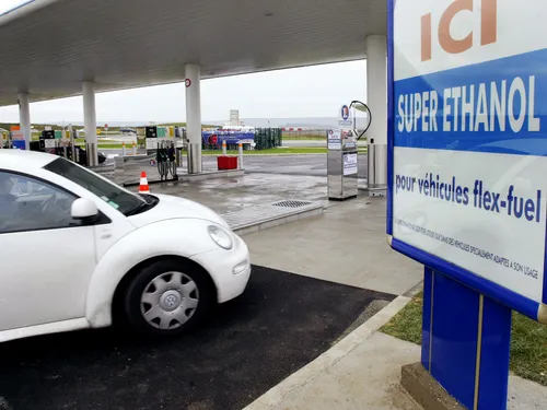 Alternatives à l'essence : "Le bioéthanol permet de produire un...