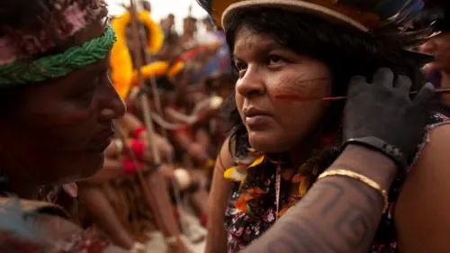 Ces femmes autochtones redonnent vie à l’Amazonie !