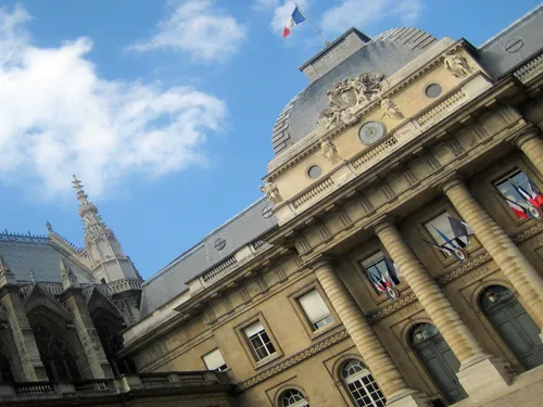 Le procès des attentats du 13 Novembre 2015 s'est ouvert à Paris