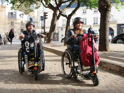 Omni : un dispositif pour transformer un fauteuil roulant en...