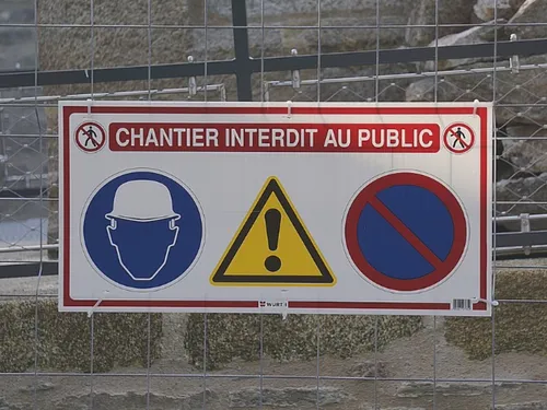 La RATP et un sous-traitant ont-ils exposé des ouvriers voire des...