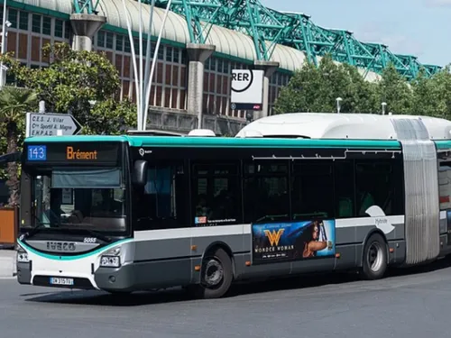 Pénurie de chauffeurs de bus : la région propose 2.000€ aux...