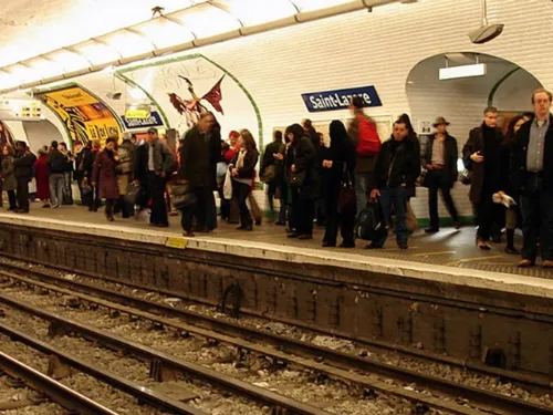 Grève : plusieurs lignes de Transilien et de RER perturbées en...