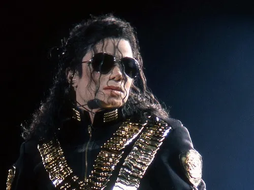 Ce sosie féminin de Michael Jackson affole la toile (photo)
