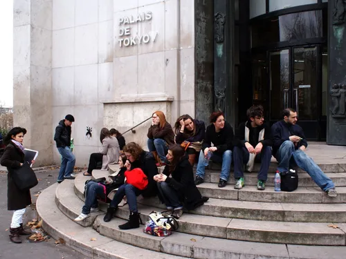 Menaces contre des lycées : deux interpellations à Malakoff