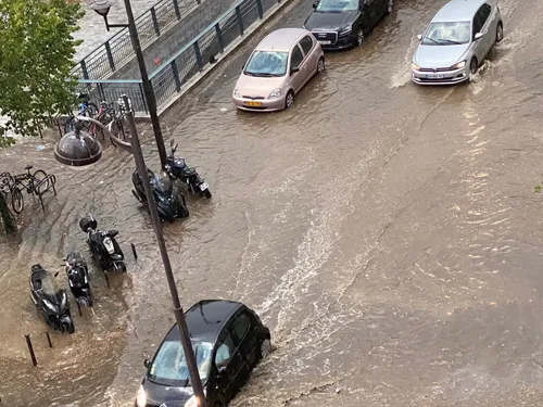 Train évacué, toitures endommagées : les orages ont provoqué des...