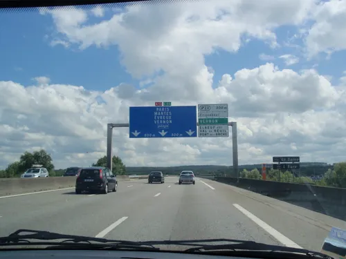 Pas de réouverture de l’A13 avant la mi-juin