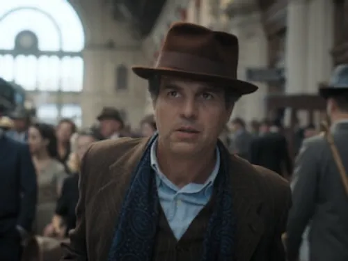 Les nouveautés séries : "Toute la lumière que nous ne pouvons voir"...