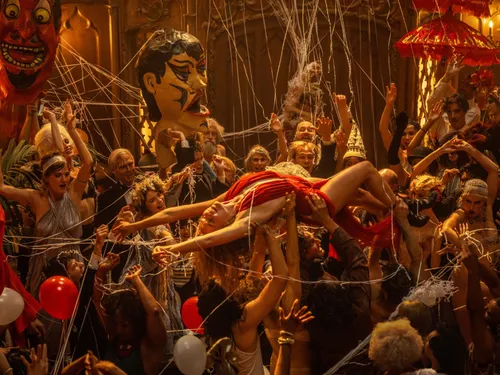 On a vu "Babylon" : Brad Pitt et Margot Robbie dans la frénésie du...