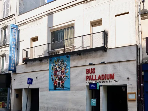 Le Bus Palladium renaît : Pigalle retrouve son âme rock