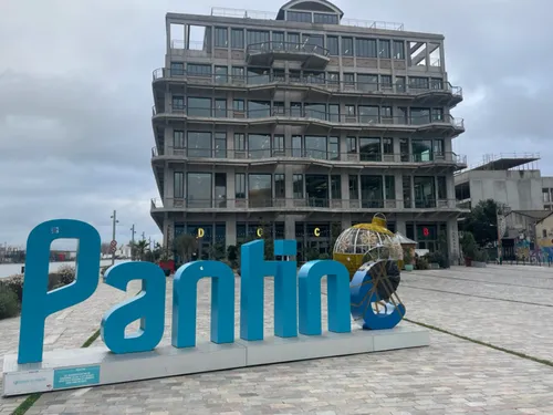 Pantin(e) : le « e » déjà vandalisé 