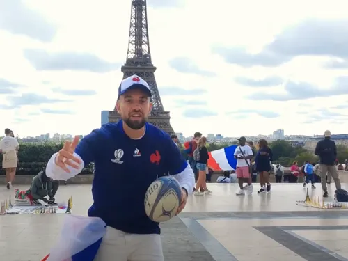 On tient peut-être l’hymne du mondial de rugby…Et c’est un...