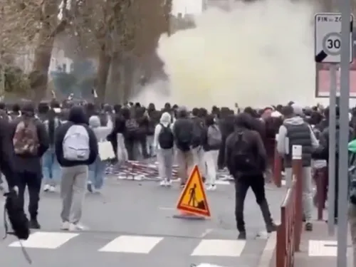 Val-de-Marne : Un blocus dégénère au lycée polyvalent de Cachan 