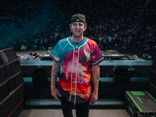 Illenium annonce une résidence à Las Vegas pour dévoiler son nouvel...