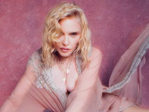 Madonna signe avec Warner pour un nouvel album Dance en 2026
