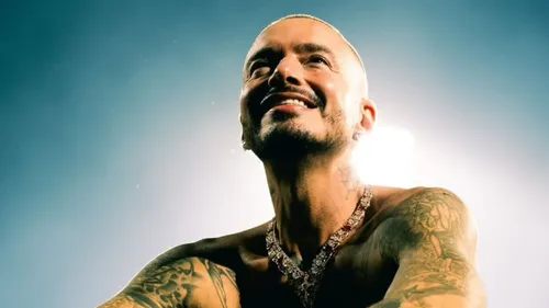 J Balvin entre dans l'histoire avec un concert de 7 heures à...