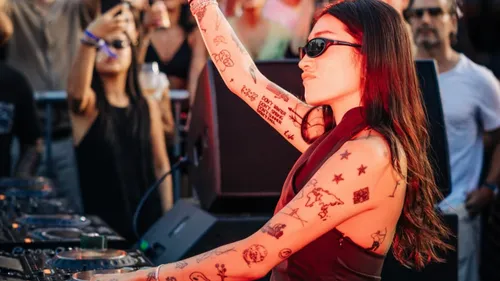 Peggy Gou transforme le Palais-Royal en dancefloor géant
