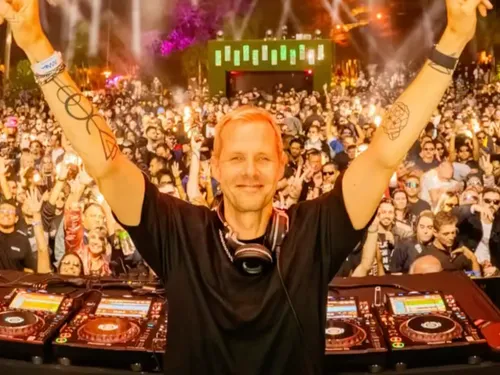 Adam Beyer débarque au Mia Mao pour un été parisien électrique