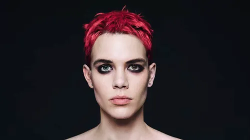 Placebo fait du neuf avec du vieux avec Helen Keller