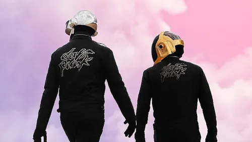 Daft Punk : 25 ans de « Harder, Better, Faster, Stronger »