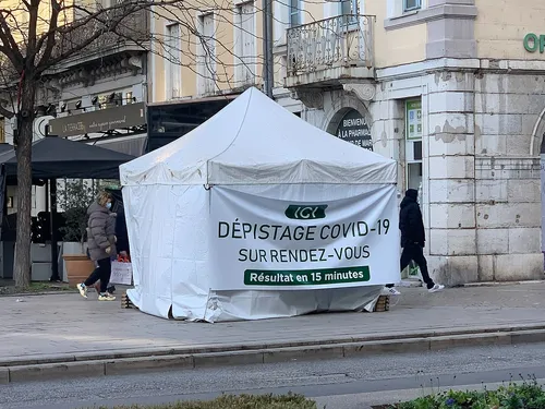 Arnaque au Covid : à 17 ans, il se fait rembourser 5,7 millions...