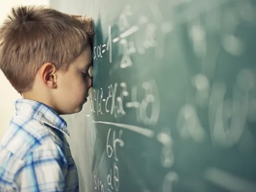 Comment est défini le calendrier scolaire ?
