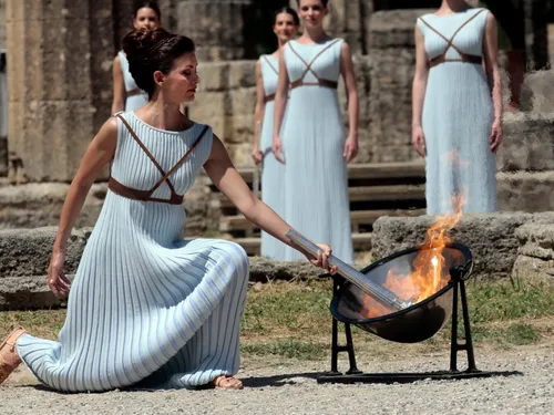 Paris 2024 : découvrez le design choisi pour la flamme olympique