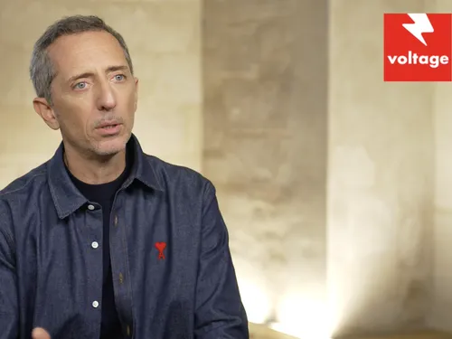 "Reste un peu" : Gad Elmaleh parle de son émerveillement pour les...