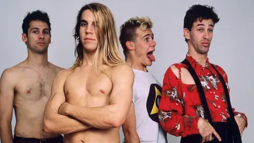 « The Rise of the Red Hot Chili Peppers » : un documentaire hommage...