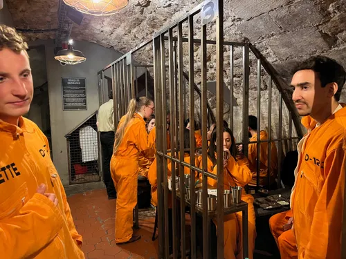 Un apéro en prison, ça vous dit ?