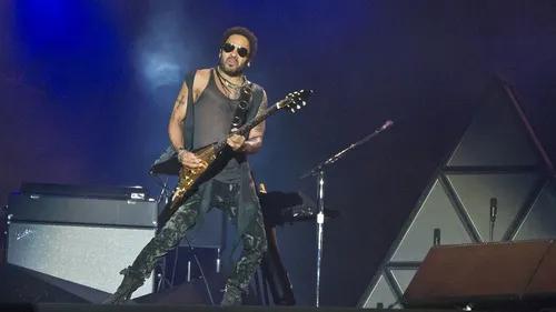 Lenny Kravitz incarnera le méchant du prochain jeu James Bond : «...