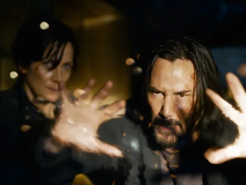 Matrix 4 : une première bande-annonce complètement folle avec Keanu...