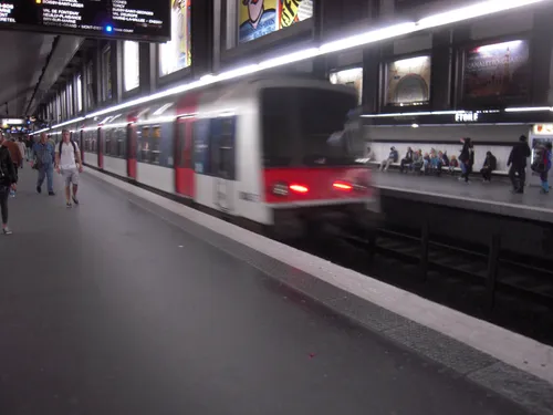 Grève RATP : sept lignes de métro fermées jeudi, les RER A et B...