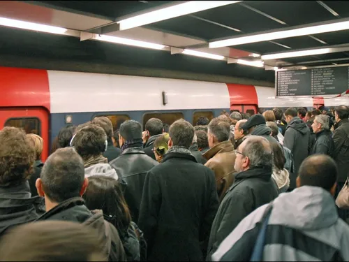 Transports : le trafic fortement perturbé sur plusieurs lignes...
