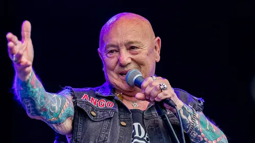Angry Anderson, chanteur de Rose Tattoo, est mort à 79 ans