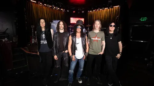 Slash et Myles Kennedy annoncent le nouvel album Flying Blind