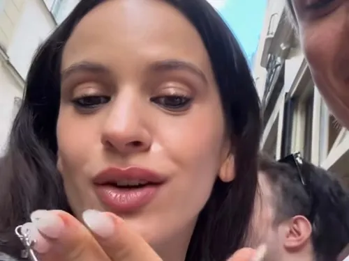 Quand Rosalia débarque dans l'un de nos spots préférés !