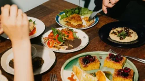 Aller au delà des clichés grâce à la cuisine : le Refugee Food...