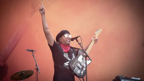 Tom Morello annonce un album solo avec de nombreux invités,...