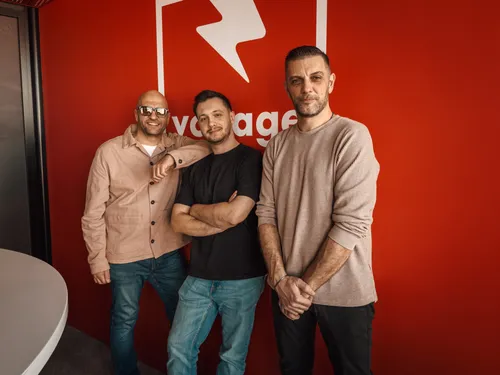 Saint-Honoré dans le Warm Up sur Voltage