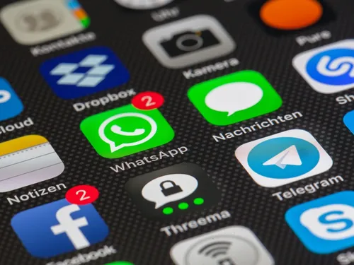 WhatsApp dévoile sa nouvelle fonctionnalité "Chat Lock" pour cacher...
