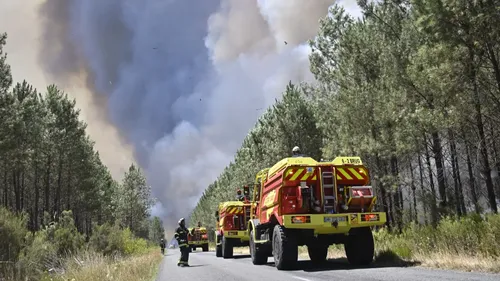 Lutte contre les incendies en Gironde : la préfète renforce les...