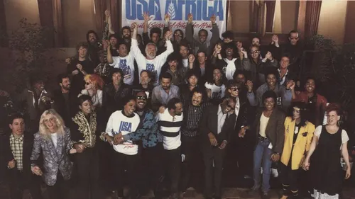 "We Are The World" : le tube solidaire qui a réuni les plus grandes...