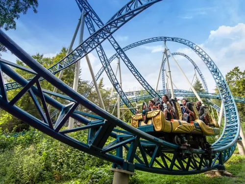 Ils restent bloqués dans une attraction pendant 6 heures à 37...