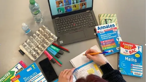 Bordeaux : les bibliothèques invitent les élèves à réviser leurs...